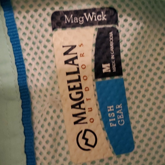 Magellan Outdoors Women's Short Sleeve Button Down Top | Medium - Picture 4 of 8